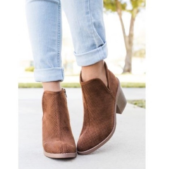 Fabutiq Shoes - SALE Perforated chunky heel bootie